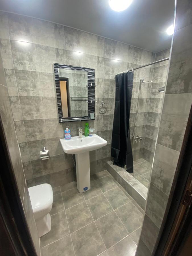 2 Cosy Apartment In Townhouse Near Airport Evn Geghanist  Bagian luar foto